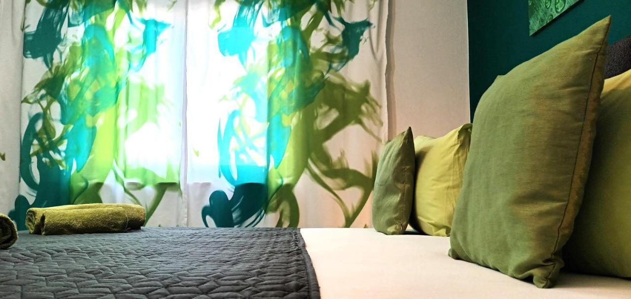 Olivista Croatia Apartments Нивице Екстериор снимка