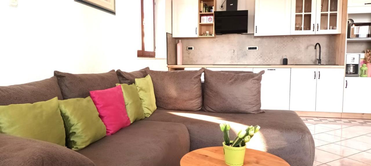 Olivista Croatia Apartments Нивице Екстериор снимка
