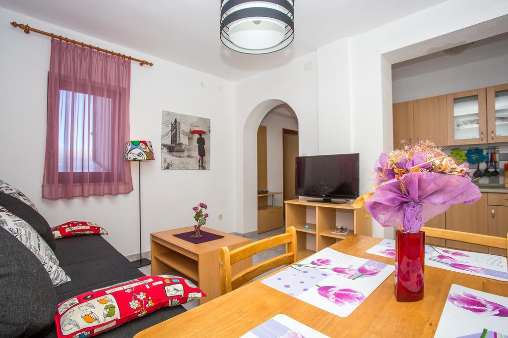 Olivista Croatia Apartments Нивице Екстериор снимка