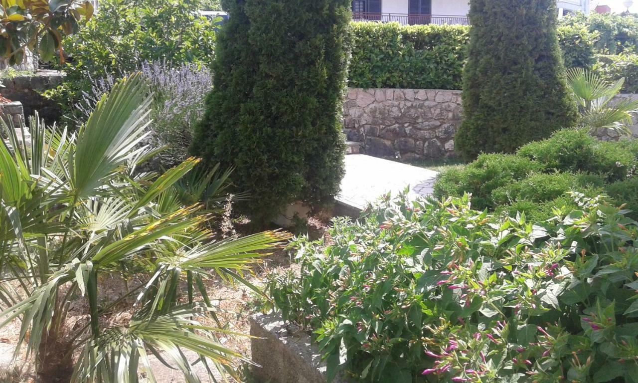Olivista Croatia Apartments Нивице Екстериор снимка